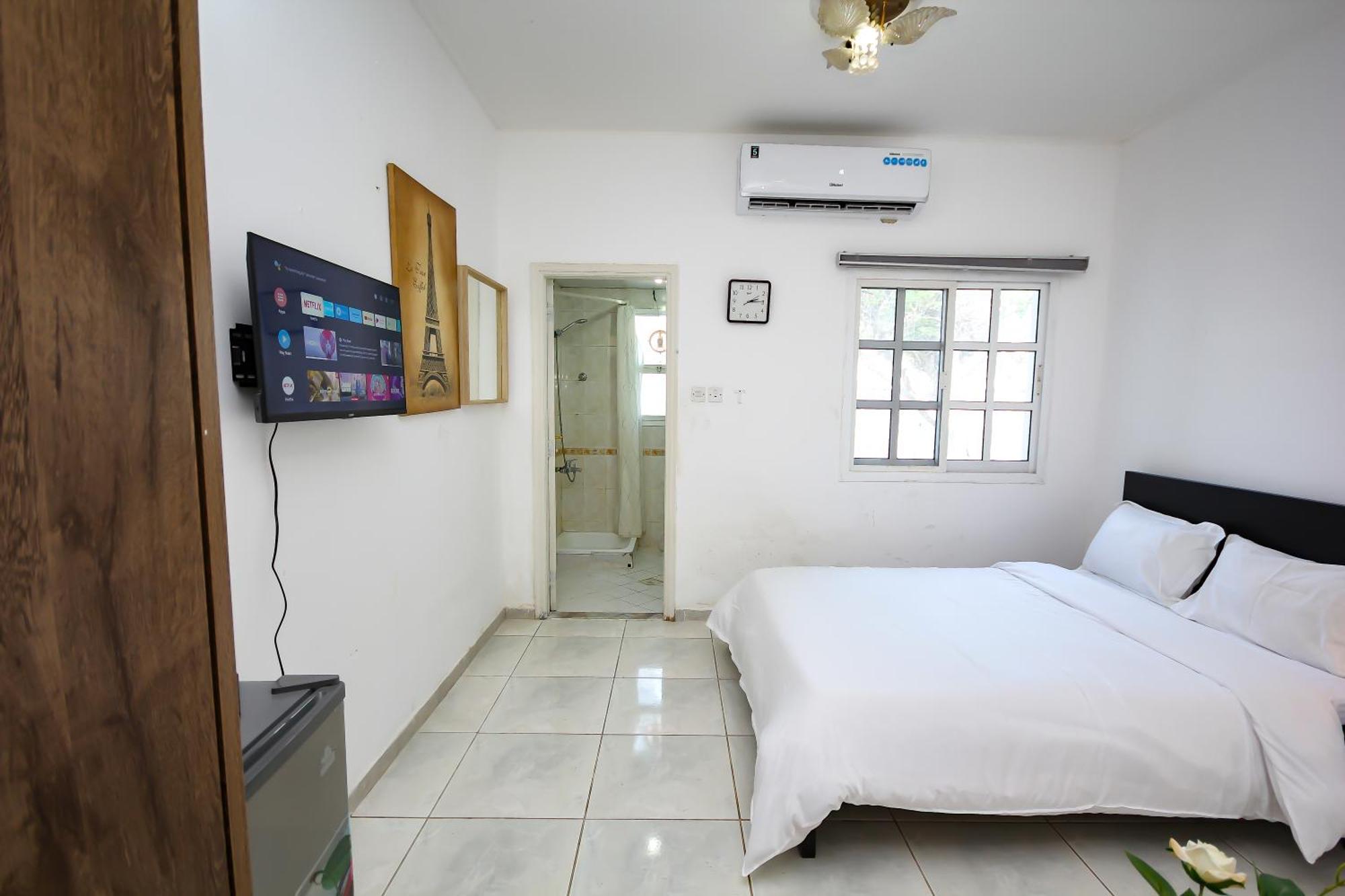 Comfortable Private Rooms In Compound Housing Dubái Exterior foto